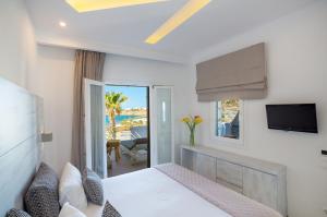 Superior Room with Sea View , Big Balcony and Outdoor Hot tub