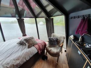 AuroraHut, Overwater Hut