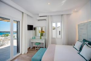 Deluxe Double or Twin Room with Sea View and Outdoor Jacuzzi room in Tropicana Hotel Mykonos