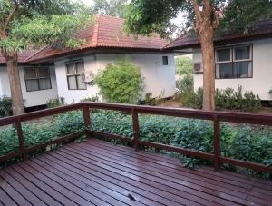 ทริปเปิ้ล รีสอร์ท