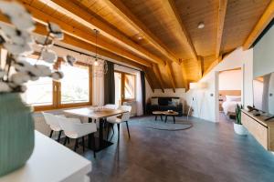 Moderne 2 Zi.-FeWo BlackForest Art Nähe Freiburg