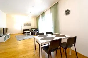 Spacious Terrace Apt in Modern Klosterneuburg Building - Langenzersdorf
