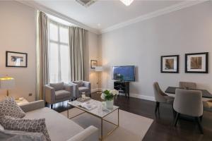 Superior One-Bedroom Apartment room in Chilworth Court