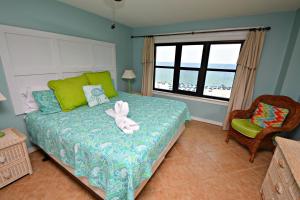 Two-Bedroom Apartment room in Harbour Place 512 condo