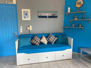 Colourful apartments (Blue horizon)