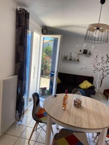 Appartements Saint-Pierre-la-Mer - Narbonne Plage Location T3 Climatisee : photos des chambres