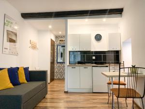 Old Town Studio Apartment