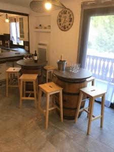 Chalets Grand Chalet St-Lary centre 13 a 15 pers : photos des chambres