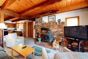 Two Bedroom House room in Fox Run Townhouse - Close to the Pool!