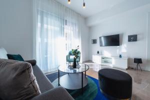 Apartments Adriatic Oasis & Marine View 