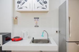 New Furnished with Cozy Stay Studio Apartment at M-Town Residence By Travelio