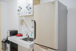 New Furnished with Cozy Stay Studio Apartment at M-Town Residence By Travelio
