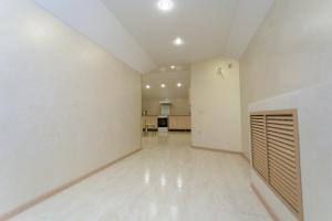 Three-Bedroom House room in MANSARDA Guest House