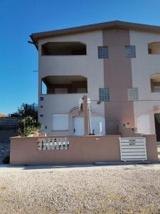Apartment Robi