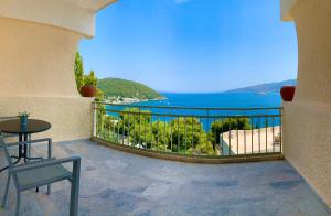 Fedra Apartments Poros-Island Greece