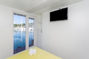 Bamboo Floating House Portorož