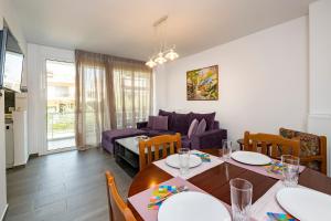 Beautifully renovated flat in superb location