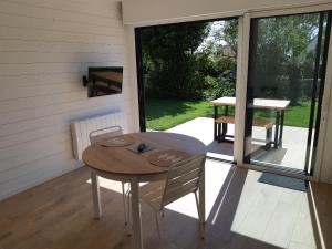 Maisons de vacances ETABLISSEMENT CHEZ JULES : photos des chambres