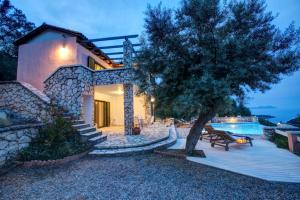 SivotaBayVillas Lefkada - 3 bedrooms villas with sea view & private pool Lefkada Greece