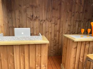 Mason Street Apartment Sleeps 16