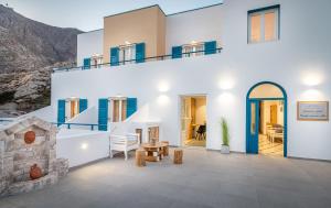 Marianna Hotel Santorini Greece