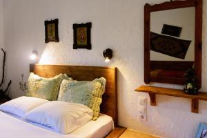 Spiros Rooms Skopelos Greece