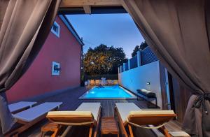 Villa with a heated Pool near Split with Magnificent View 