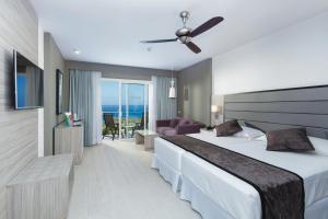 Double Room with Sea View room in Hotel Riu Palace Tenerife