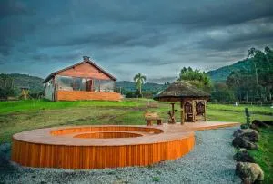 BANGALÔS REFÚGIO DO VALE - Morro dos Bugres