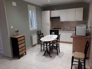 Maisons de vacances L ecole buissonniere : Maison 1 Chambre