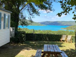 Campings Les Bastides de Chanteraine : photos des chambres