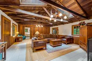 Little River Redwoods - Whitesboro