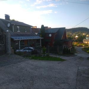 Апарт готель,, Червона Рута,,