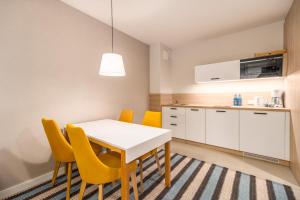 Bel Mare Apartments by Renters