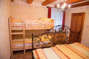 Apartment Pod Skalco 