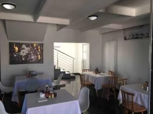 White House lodge - Maclear