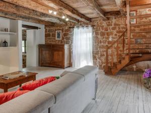Maisons de vacances Tranquil holiday home with private pool : photos des chambres