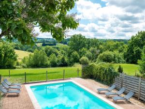 Maisons de vacances Peaceful Holiday Home in Teillots with Private Pool : photos des chambres