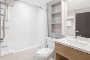 Microtel Inn & Suites by Wyndham Cuauhtemoc Campos Menonitas