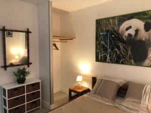 Appartements Gite avec jardin a 1,5 km des plages du debarquement : photos des chambres