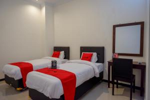 Phòng Hai Giường Đơn Loại Sang (Deluxe Twin Room)