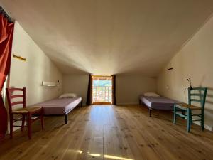 Auberges de jeunesse Gite de la Porte Saint Jacques: a hostel for pilgrims : photos des chambres