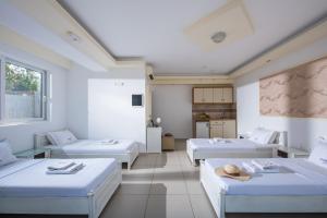 I Candy Malia by Estia