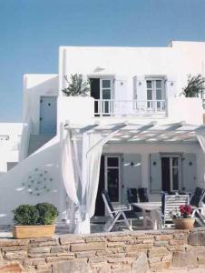 Logaras Beach Luxury Sea front House Paros Greece