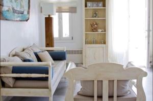 Logaras Beach Luxury Sea front House Paros Greece