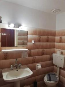 Old Harbor Apartments Spetses Greece