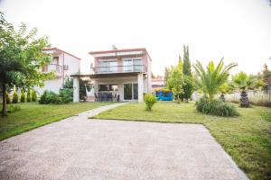 Sani villa perfect for family vacations Halkidiki Greece