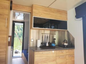 Domki pływające Houseboat4U Mazury