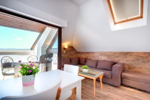 Panorama Blue Family Hotel and Free parking