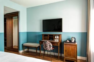 Premium King Room room in Hotel Indigo Verona - Grand Hotel Des Arts